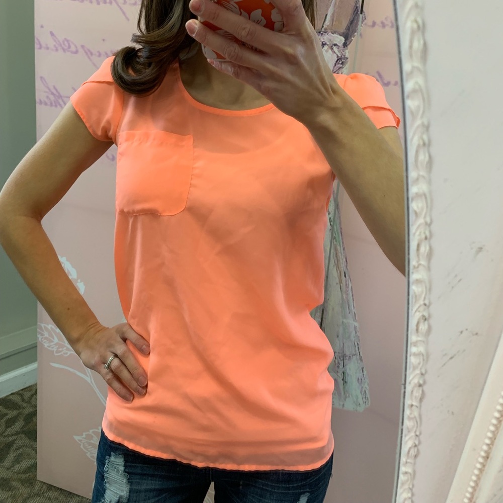 🎉Free🎉 with purchase - Sheer orange pocket top
